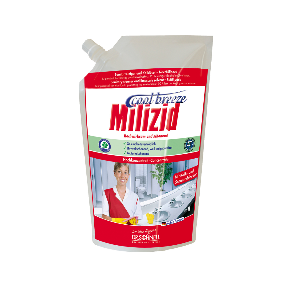 Ein 1-Liter-Nachfüllbeutel von Dr. Schnell Milizid Cool Breeze Sanitärreiniger und Kalklöser der DR.SCHNELL GmbH & Co. KGaA, mit einem roten Etikett mit Produktinformationen, Anweisungen und einem Foto einer lächelnden Person in Uniform.