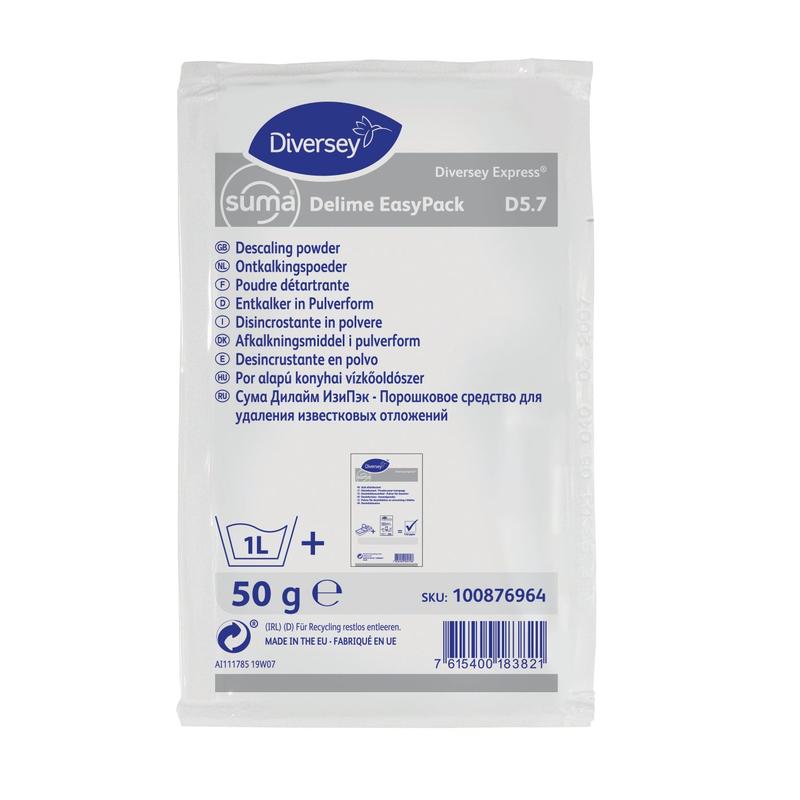 Un sachet de 50 g de poudre détartrante Suma Delime EP D5.7 de Diversey Deutschland GmbH & Co. OHG, pour une utilisation professionnelle, élimine les dépôts de calcaire ; avec des informations multilingues, des symboles de dosage et des informations sur le produit imprimées sur le devant.