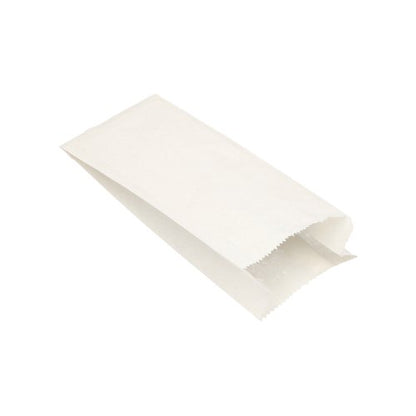 Le PAPSTAR 1000 sac en papier plié de PAPSTAR GmbH est un sac en papier cellulose blanc simple avec un fond plié et un dessus ouvert - idéal pour les utilisateurs soucieux de l'environnement.