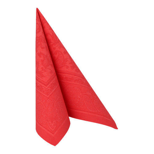 La serviette rouge PAPSTAR 50 serviettes "ROYAL Collection" 40 x 40 cm de PAPSTAR GmbH est pliée debout en forme de triangle pointu sur un fond blanc.