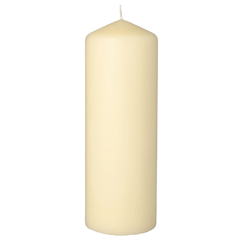 La bougie pilier Starpak avec une durée de combustion extra longue (Ø 70 mm, 200 mm) se tient droite sur un fond blanc – idéale comme décoration élégante pour le salon.