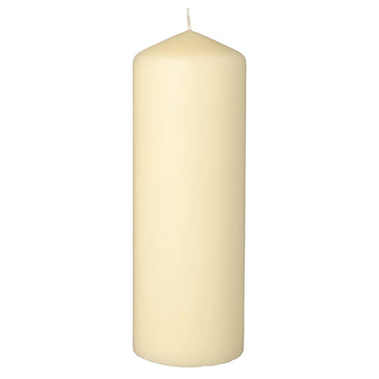 La bougie pilier Starpak avec une durée de combustion extra longue (Ø 70 mm, 200 mm) se tient droite sur un fond blanc – idéale comme décoration élégante pour le salon.