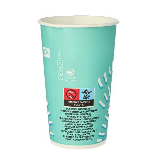 De Starpak 50 drinkbekers voor koude dranken (0,4 l, Ø 8,97 cm, 13,5 cm) in turquoise zijn robuuste kartonnen bekers met witte decoratieve markeringen en meertalige waarschuwingen – plasticgehalte en no-littering symbolen – voor veiligheid en comfort.