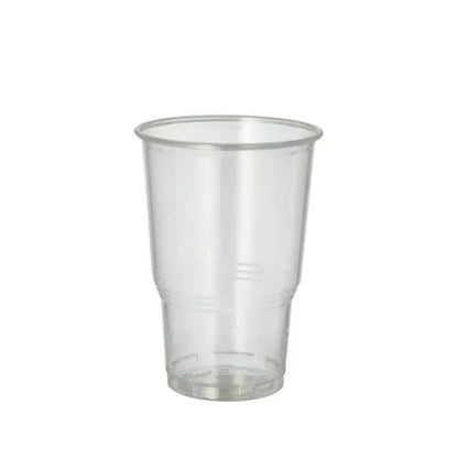 Der PAPSTAR 70 Kaltgetränkebecher, PLA "pure" glasklar mit Schaumrand der PAPSTAR GmbH steht aufrecht vor einem schlichten weißen Hintergrund und präsentiert sein umweltfreundliches Design ideal zum Servieren von Kaltgetränken.