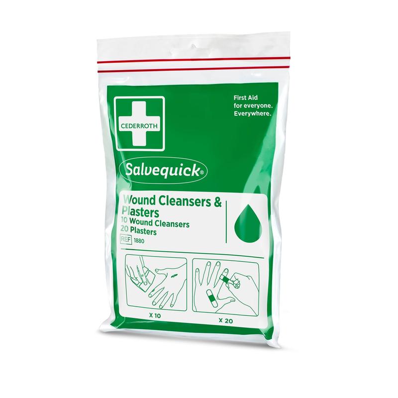 Een verzegelde Orkla Wound Care AB set met Salvequick wondreinigers (10 stuks) en pleisters (20 stuks) in een ritssluitingszak - ideaal voor onderweg, met geïllustreerde gebruiksaanwijzingen op de verpakking.