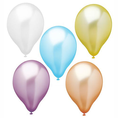 Cinq ballons brillants PAPSTAR (Ø 25 cm, assortis en couleurs) de la PAPSTAR GmbH sont disposés en arc léger sur un fond blanc simple.