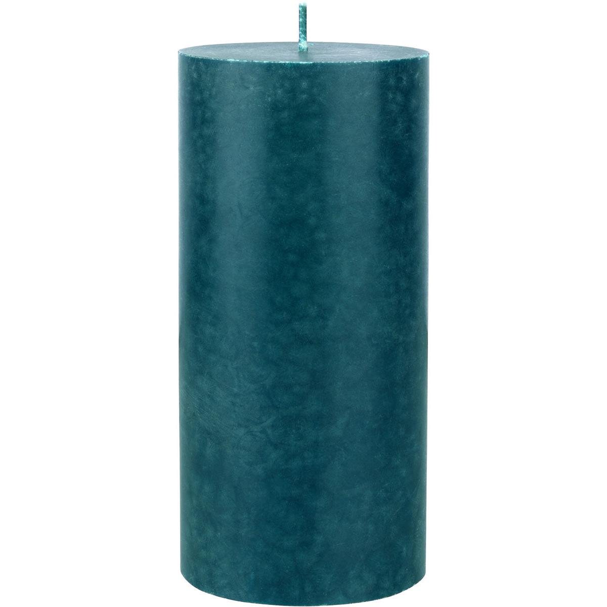 La bougie pilier de Duni GmbH (100% stéarine, env. 50h, 150 x 70 mm) est une haute bougie cylindrique vert foncé avec une surface lisse marbrée, une pointe plate, une mèche unique et un design écologique, représentée droite sur un fond blanc.