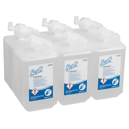 Six cassettes transparentes de 1L "Scott® Control™" nettoyant antibactérien pour les mains de Kimberly-Clark GmbH, emballées en 6 unités par carton, offrent un nettoyage hygiénique des mains avec des cartouches faciles à manipuler pour une hygiène efficace.