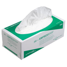 Een rechthoekige doos met Kimtech® Science precisiedoekjes van Kimberly-Clark GmbH, ideaal voor gevoelige oppervlakken. De wit-groene doos bevat 200 witte doekjes, waarvan er één gedeeltelijk is uitgetrokken.