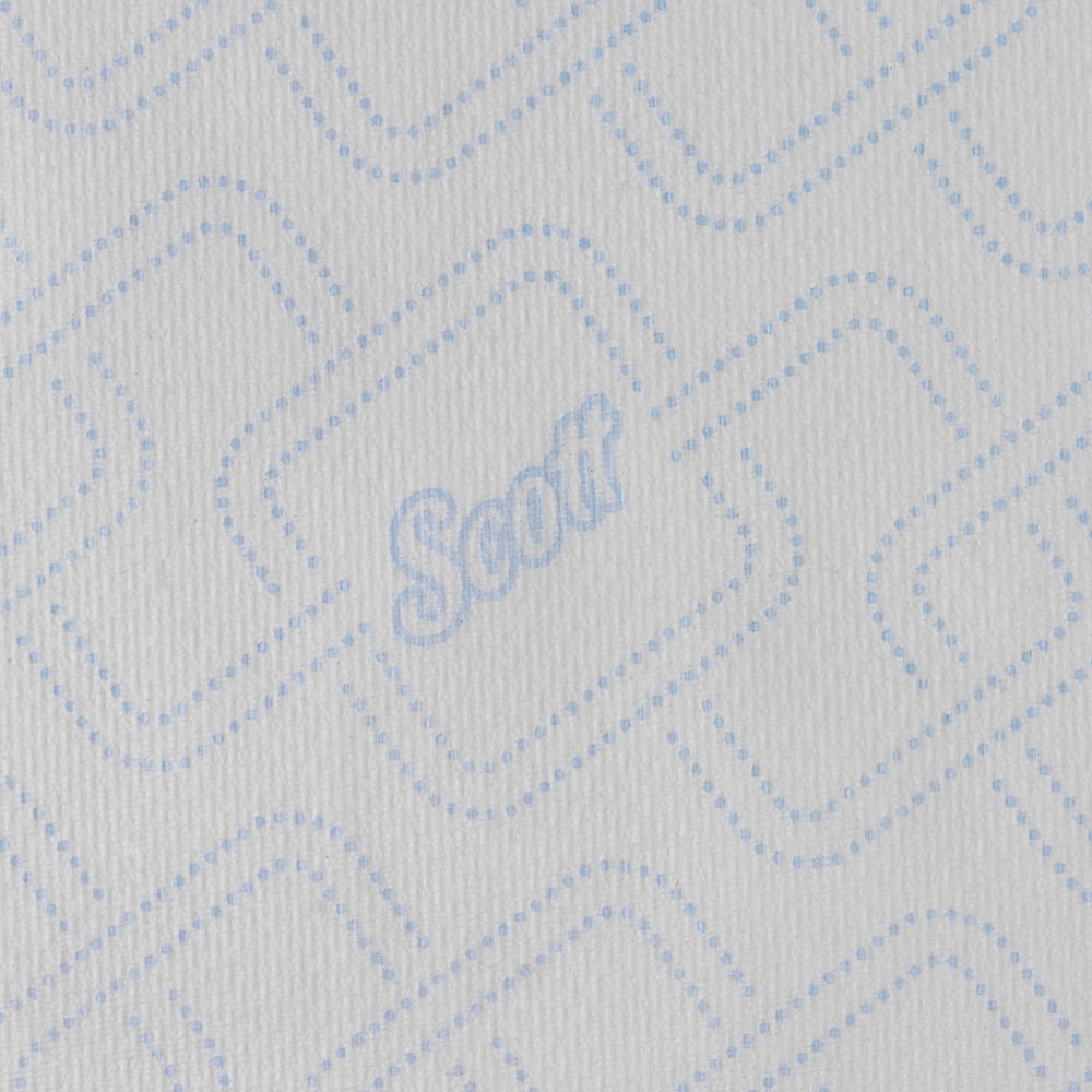 Un gros plan d'une serviette Scott® Control™ - rouleau / blanc de Kimberly-Clark GmbH montre les points géométriques bleus, le logo "Scott" et la texture de la serviette en papier blanc, soulignant son efficacité hygiénique pour le séchage des mains.