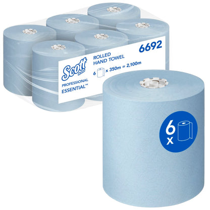 Een doos met zes Scott® Essential™ handdoekrollen van Kimberly-Clark GmbH, elke blauwe rol is 350 m lang, in totaal 2.100 m. Een rol is aan de voorkant uitgepakt, de andere zijn in plastic gewikkeld.