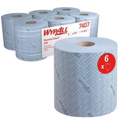 Zes grote WypAll® L10 papieren doekrollen van Kimberly-Clark GmbH voor reiniging in de service & detailhandel, Centrefeed voor Reach+™ (38x18,3cm), afgebeeld met productlabel: 6 rollen/verpakking, 500 vellen/rol-ideaal voor centrefeed-dispensersystemen.