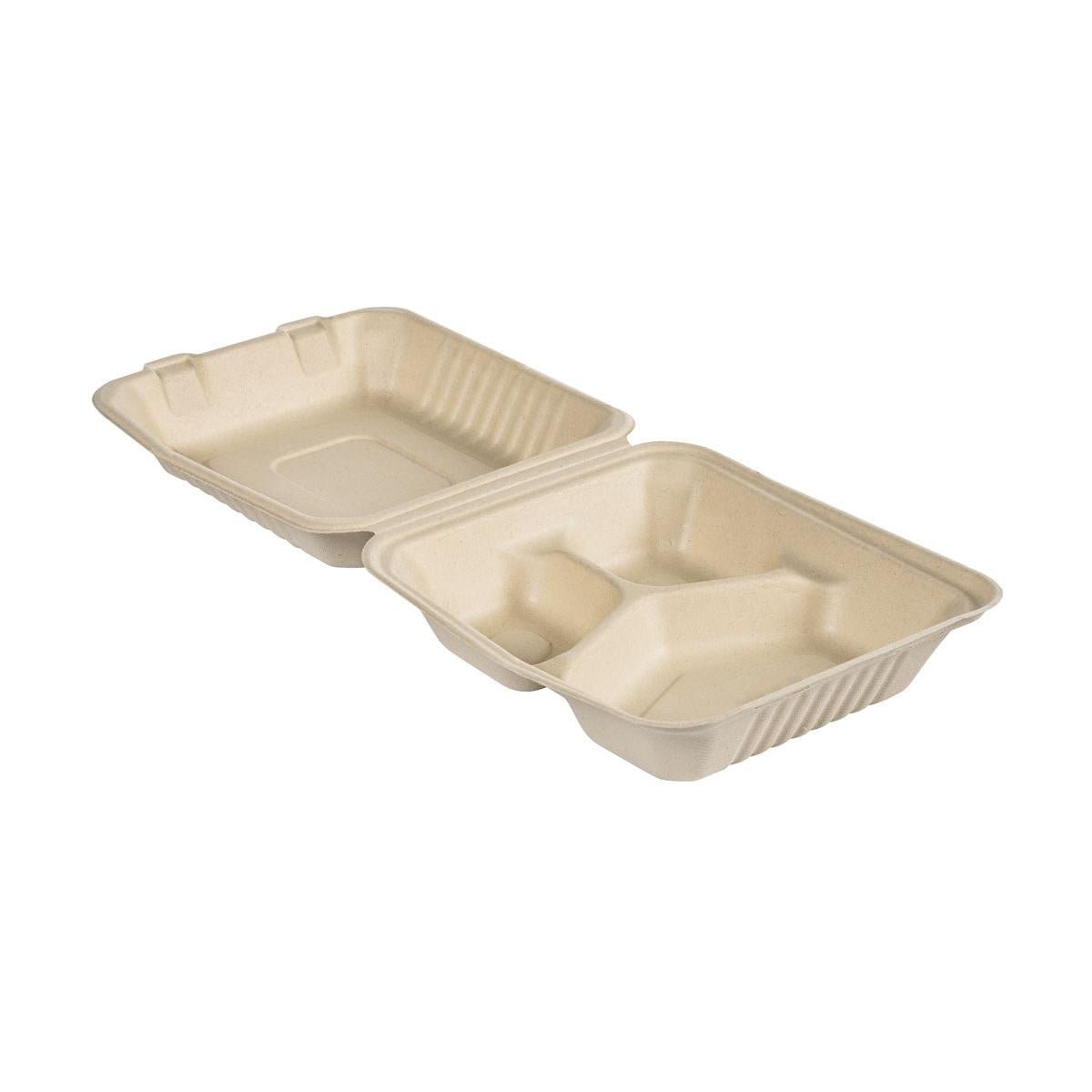 La Clamshell 325/70/60 ml de Duni GmbH est une boîte en bagasse brune non revêtue (225x201x85 mm) avec trois compartiments inférieurs et un couvercle rabattable, idéale comme contenant à emporter écologique. Unité d'emballage : 50 pièces.