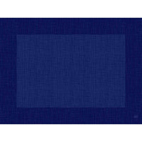 Een rechthoekige afbeelding, geïnspireerd op de Bio-Dunicel-servetten 30x40 Linnea donkerblauw van Duni GmbH. De afbeelding bestaat uit kruisende blauwe lijnen, met een donkerblauwe rand en een lichter midden, wat het omlijste uiterlijk en het duurzame materiaal van de servetten weerspiegelt. Verpakking: 100 stuks.