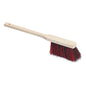 La brosse à main à long manche de 43 cm Nölle Profi de Nölle Profi Brush Bürsten- & Pinseltechnik e.K. dispose de poils Arenga/Elaston inclinés et d'un manche en bois avec trou de suspension, idéale pour balayer ou nettoyer avec précision.