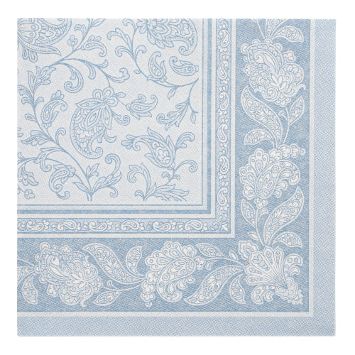 Die PAPSTAR 50 Servietten "ROYAL Collection" (40 x 40 cm, blau) der PAPSTAR GmbH bestechen durch ein aufwändiges blau-weißes Paisley- und Blumendesign mit dekorativer Bordüre, das jedem gedeckten Tisch Eleganz verleiht.
