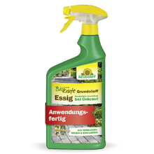 Een groene spuitfles met het opschrift "Neudorff BioKraft Grundstoff Essig" uit de Neudorff Shop, met gele/witte letters, een gele spuitmond en een rood "Toepassingsklaar"-banner. Het etiket toont paden en terrassen voor onkruidvrije oppervlakken.