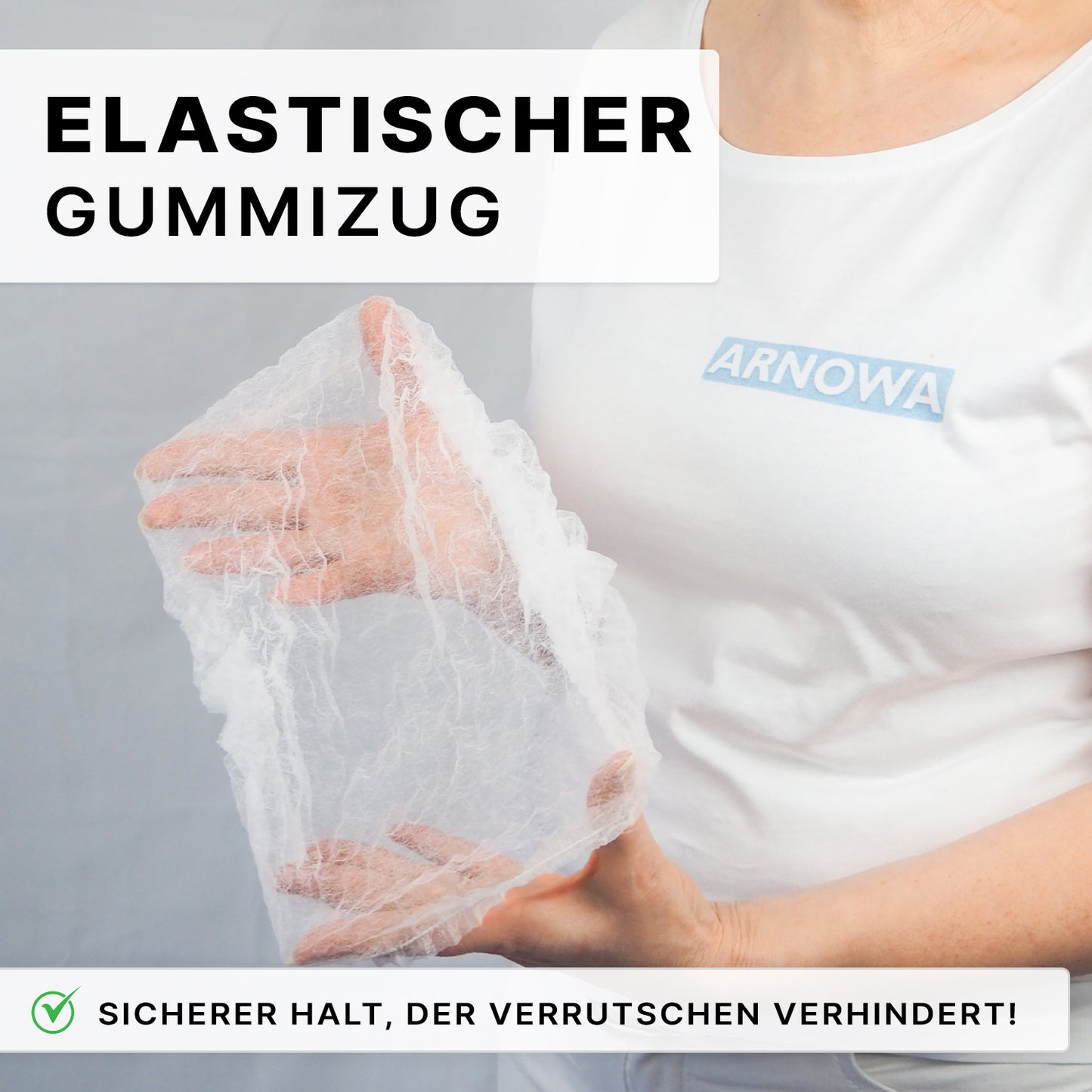 Une personne tient le ARNOMED COVER PP-KLIPPHAUBE XL (55cm, non-tissé PP) de ARNOWA GmbH. L'inscription : "Élastique" et "Tenue sûre qui empêche le glissement !" - idéal pour l'hygiène et la charlotte jetable.