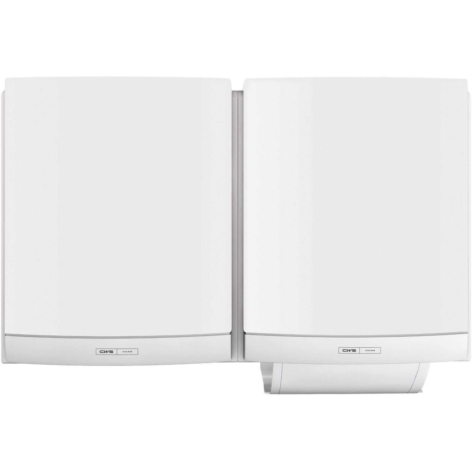 Zwei weiße CWS ParadiseLine Stoffhandtuchspender DUO inklusive Panel sind nebeneinander montiert. Der rechte Spender zeigt ein teilweise gespendetes Handtuch und bietet eine hygienische Lösung mit kleinen Etiketten in Bodennähe. Marke: CWS.
