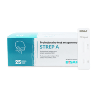 Une boîte de Strep A - Bisaf Professional 25 tests de la marque Altruan est présentée à côté d'un dispositif de test rapide blanc portant la mention « Strep A Schnelltest » et comportant les zones « C » et « T ». La boîte contient 25 tests destinés au dépistage des streptocoques du groupe A par frottis pharyngé.