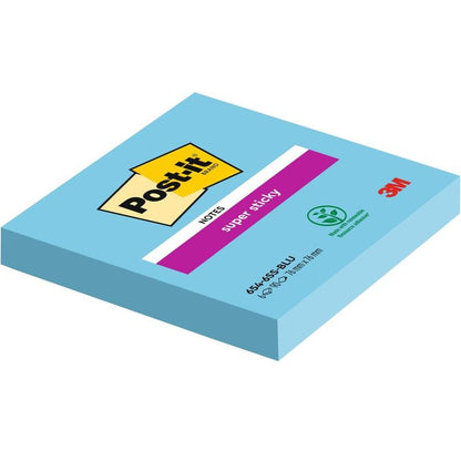Een blauwe blok van de 3M Deutschland GmbH Post-it® Super Sticky Notes, 76 mm x 76 mm, 90 vel per blok, met logo en productinformatie op de verpakking; van 100% PEFC-gecertificeerd materiaal.