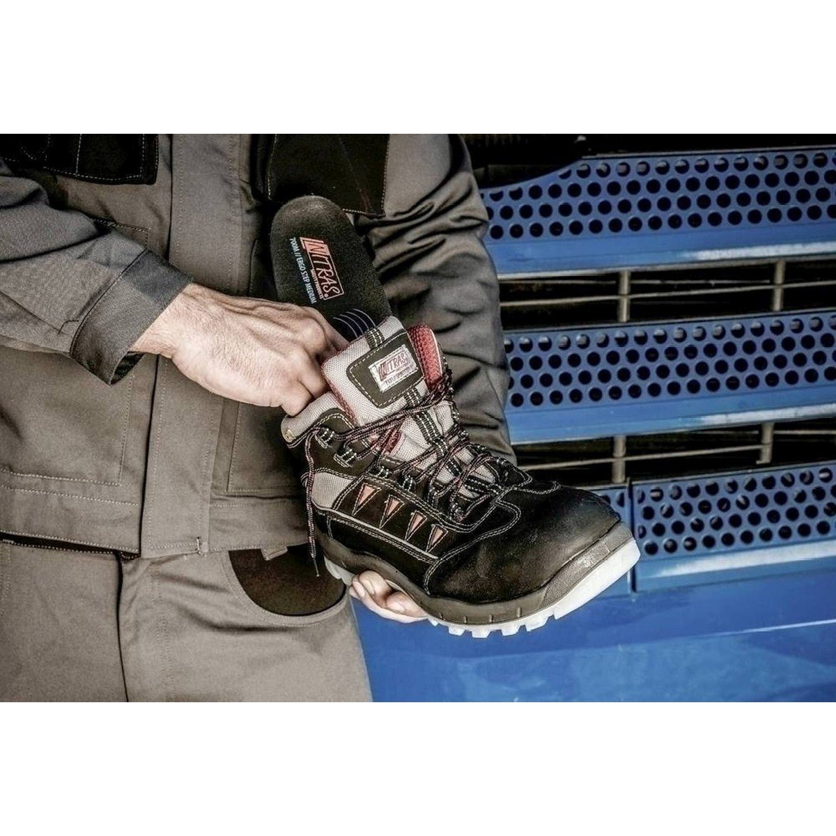 NITRAS ERGO STEP LOW, semelle semi-orthopédique, noir/vert