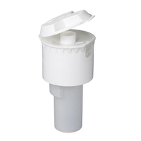 De doseerdop, 20 ml, wit, van Diversey Deutschland GmbH & Co. OHG is een witte kunststof doseerdop met flip-top voor flessen van 2 l en EXACT-doseerflessen van 1 l, hier gedeeltelijk geopend met binnensproeier. Functioneel ontwerp, verkocht per doos (6 stuks) op een witte achtergrond.