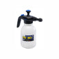 De Arcora Arspray Tec-Two Foamer Sprühkännchen 2000 ml (Blauw-Zwart, Viton = Zuur) van Arcora International GmbH is een handbediend drukspuitapparaat, ideaal voor professionele reiniging of desinfectie, afgebeeld met tekst/iconen op een witte container.