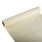 Ein teilweise ausgerollter PAPSTAR Tischläufer, Tissue „ROYAL Collection“ (3 m x 40 cm) der PAPSTAR GmbH in Creme, präsentiert auf weißem Untergrund, unterstreicht seine glatte Haptik und zylindrische Form – ideal für festliche Anlässe.