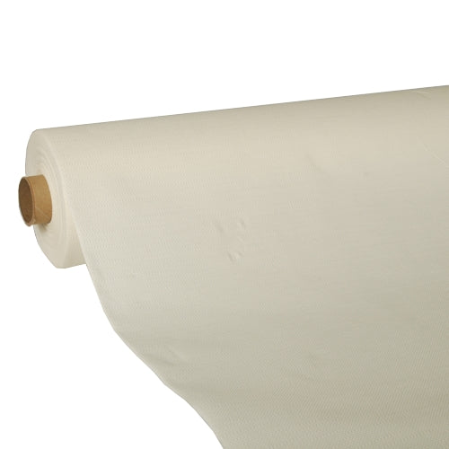 Un grand rouleau de nappe crème « ROYAL Collection » de PAPSTAR GmbH, partiellement déroulé pour montrer la texture lisse et la qualité de tissu haut de gamme, est enroulé autour d'un tube en carton brun.