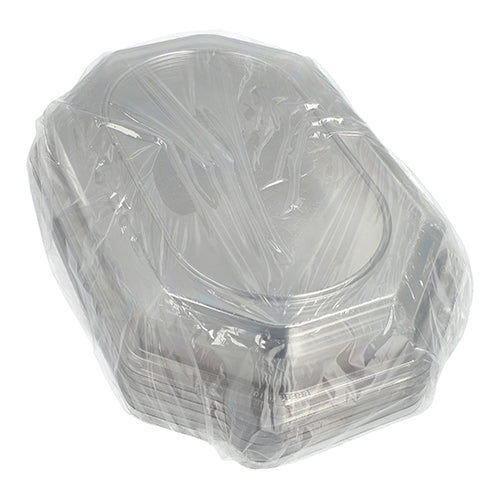 Une pile de couvercles Starpak 10 pour plateaux de service, fabriqués en plastique PET transparent, idéale pour conserver la fraîcheur des aliments.