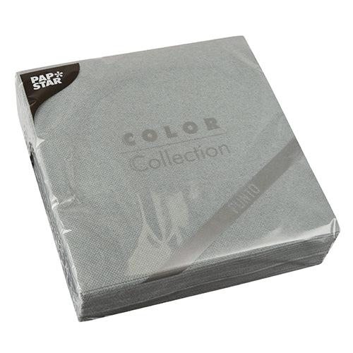 Een verzegelde verpakking met 30 servetten van PAPSTAR GmbH, 2-laags "PUNTO" 1/4-vouw (38x38cm) in doorzichtige kunststofverpakking, ideaal voor tafeldecoratie.