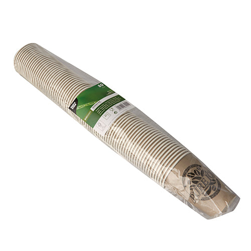 Een stapel PAPSTAR 80 drinkbekers van karton 'Pure Joy' van PAPSTAR GmbH in modern design, verpakt in transparante folie met groen-wit etiket.