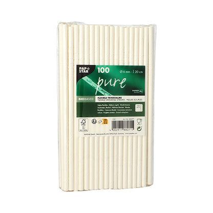 Een transparante verpakking van de PAPSTAR GmbH bevat 100 'pure' papieren rietjes (Ø 6 mm, 20 cm), rechtop gepresenteerd met een groen etiket met de aanduiding 'biobased'. Deze rietjes zijn strak verpakt en vormen een milieuvriendelijk alternatief.