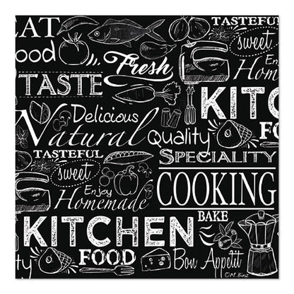 Un fond de style tableau noir avec des dessins à la craie blanche d'aliments, d'ustensiles et de mots comme "KITCHEN" - idéal pour PAPSTAR 20 serviettes, 33 cm x 33 cm, 3 plis, 1/4 pli Design Set 3 de PAPSTAR GmbH.