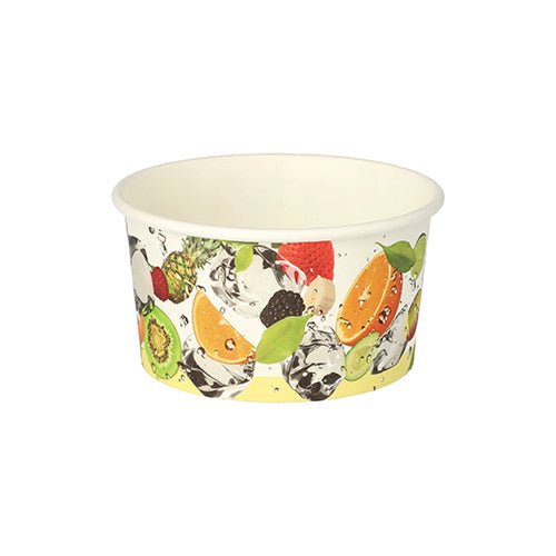Le PAPSTAR 50 gobelets à glace, ronds en carton de PAPSTAR GmbH, est blanc et montre des images de fruits comme le kiwi, l'orange, la fraise, l'ananas et la mûre avec des éclaboussures d'eau - idéal pour servir de la glace.