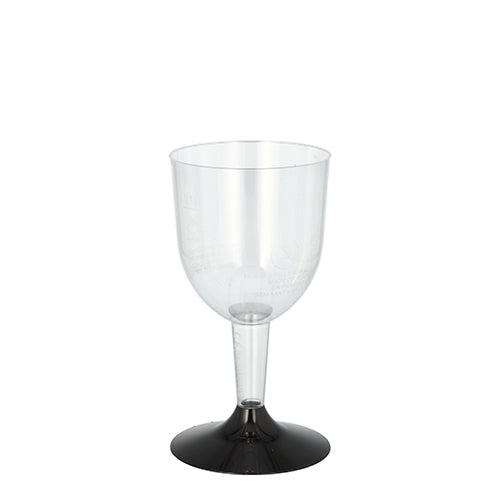 Les verres à pied Starpak 20 pour vin blanc, en polystyrène clair avec pied et base noirs, sont parfaits pour servir du vin blanc ou d'autres verres à pied à toute occasion.