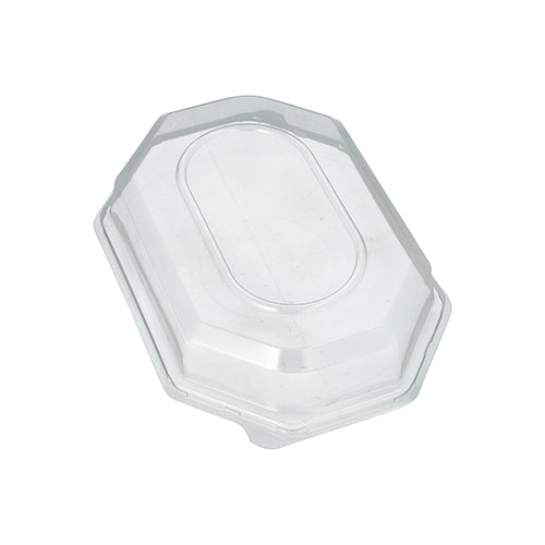 Le couvercle Starpak 10 pour plateaux de service est un couvercle PET transparent octogonal clair avec un centre ovale surélevé, conçu pour une conservation optimale des aliments et illustré sur un fond blanc.