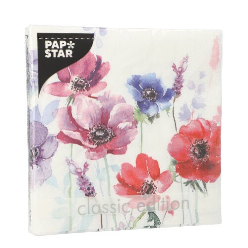 Les PAPSTAR 20 serviettes, 33x33 cm, 3 couches de PAPSTAR GmbH ont un design floral - idéal pour une décoration de table élégante.