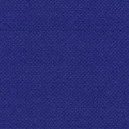Un gros plan du tissu bleu texturé, semblable à la surface lisse et uniforme bleu foncé des 50 serviettes « ROYAL Collection » 1/4-pli 40 x 40 cm de la PAPSTAR GmbH, sans marques ou motifs visibles.