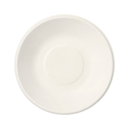Un PAPSTAR bol de 100, canne à sucre «pure» de PAPSTAR GmbH est représenté de dessus sur un fond blanc. La soucoupe écologique dispose d'une cavité plate au centre, idéale pour tenir une tasse et servir de manière durable.