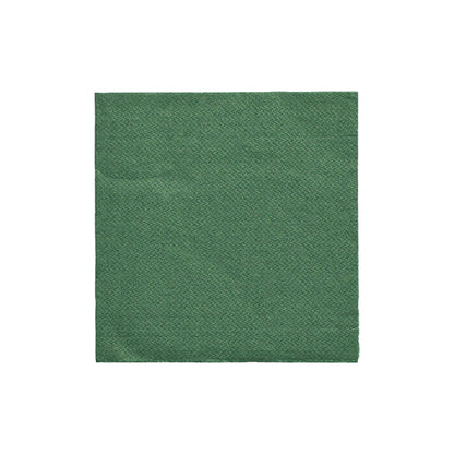 Une serviette simple et carrée PAPSTAR avec un pli 1/4 (24x24 cm) en vert foncé de la "DAILY Collection" (20 pièces) de la PAPSTAR GmbH repose au centre sur un fond blanc.