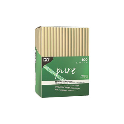 Een groen-beige doos van PAPSTAR GmbH met het opschrift "pure" bevat 100 riet-cocktailrietjes (15 cm, Ø 7 mm), waarbij enkele rietjes bovenaan gedeeltelijk zichtbaar zijn.