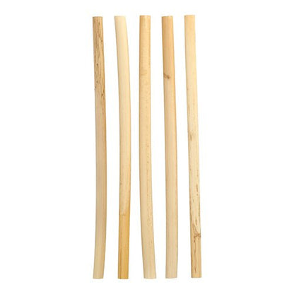 Vijf PAPSTAR rietjes riet "puur" (Ø 10 mm, 25 cm) uit de milieuvriendelijke vouwdoos (50 stuks) van PAPSTAR GmbH zijn in verschillende kleurtinten verticaal op een witte achtergrond gerangschikt.