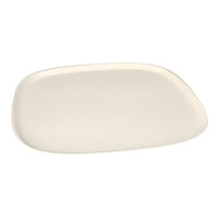 Le PAPSTAR 4 assiettes de sucre de canne « pur » blanc « Belle Vie, Ligne Carrée » de la PAPSTAR GmbH est une assiette rectangulaire de couleur crème aux bords arrondis – idéale pour tous ceux qui recherchent de la vaisselle respectueuse de l'environnement.