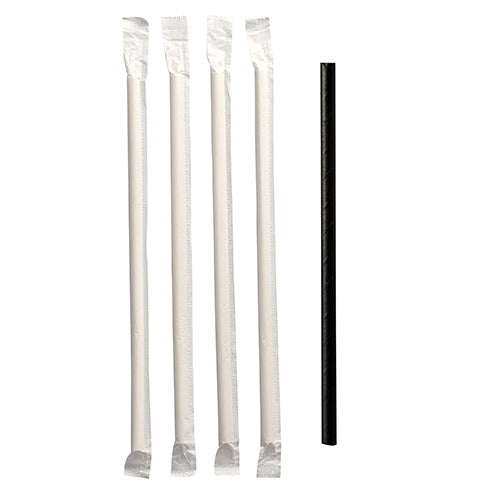 Quatre pailles en papier blanches PAPSTAR (Ø 6 mm) emballées individuellement sont placées à côté d'une paille noire non emballée de la marque PAPSTAR GmbH sur un fond blanc.