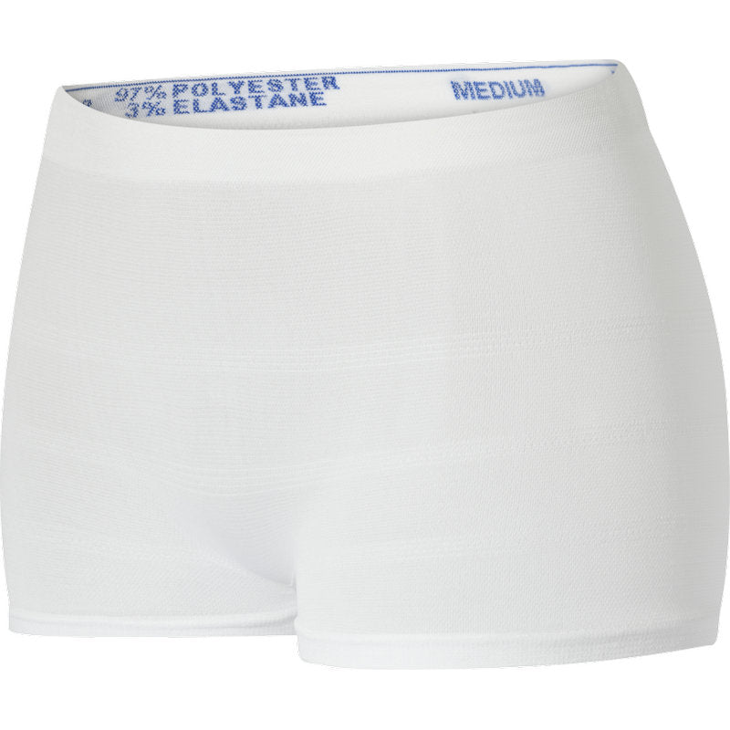 De Fixeerbroeken ABENA Fix, Pants, Super van Abena Re-Seller GmbH zijn witte, naadloos gebreide shorts (97% polyester, 3% elasthaan) in middelgrote maat, met een rekbare band en op een witte achtergrond.