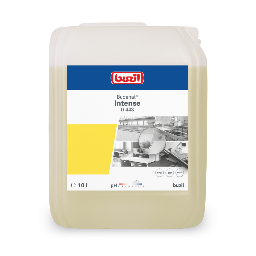 Een container van 10 liter Buzil Budenat® Intense D 443 Hoogefficiënte Desinfectiereiniger van BUZIL-WERK Wagner GmbH & Co. KG. Het etiket is in de kleuren blauw, wit en geel gehouden en toont een keukenafbeelding. Het bevat symbolen van het HACCP-concept, waarbij de pH-waarde en de certificeringssymbolen duidelijk zichtbaar zijn om een bacteriedodende reiniging te garanderen.