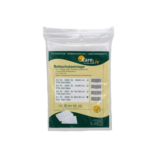 Een geseald CareLiv-bedbeschermingsmatje, 90 x 100 cm, folie/badstof (wit), van CareLiv Produkte OHG voor incontinentie, met productgegevens en artikelnummers op een geel-wit Duits etiket. De verpakking bevat 1 stuk.