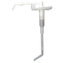 De Dr. Schumacher kunststofpomp van Dr. Schumacher GmbH is een witte, robuuste doseerpomp met een lange, gebogen slang en horizontale tuit - ideaal voor het afgeven van vloeistoffen uit grote containers.